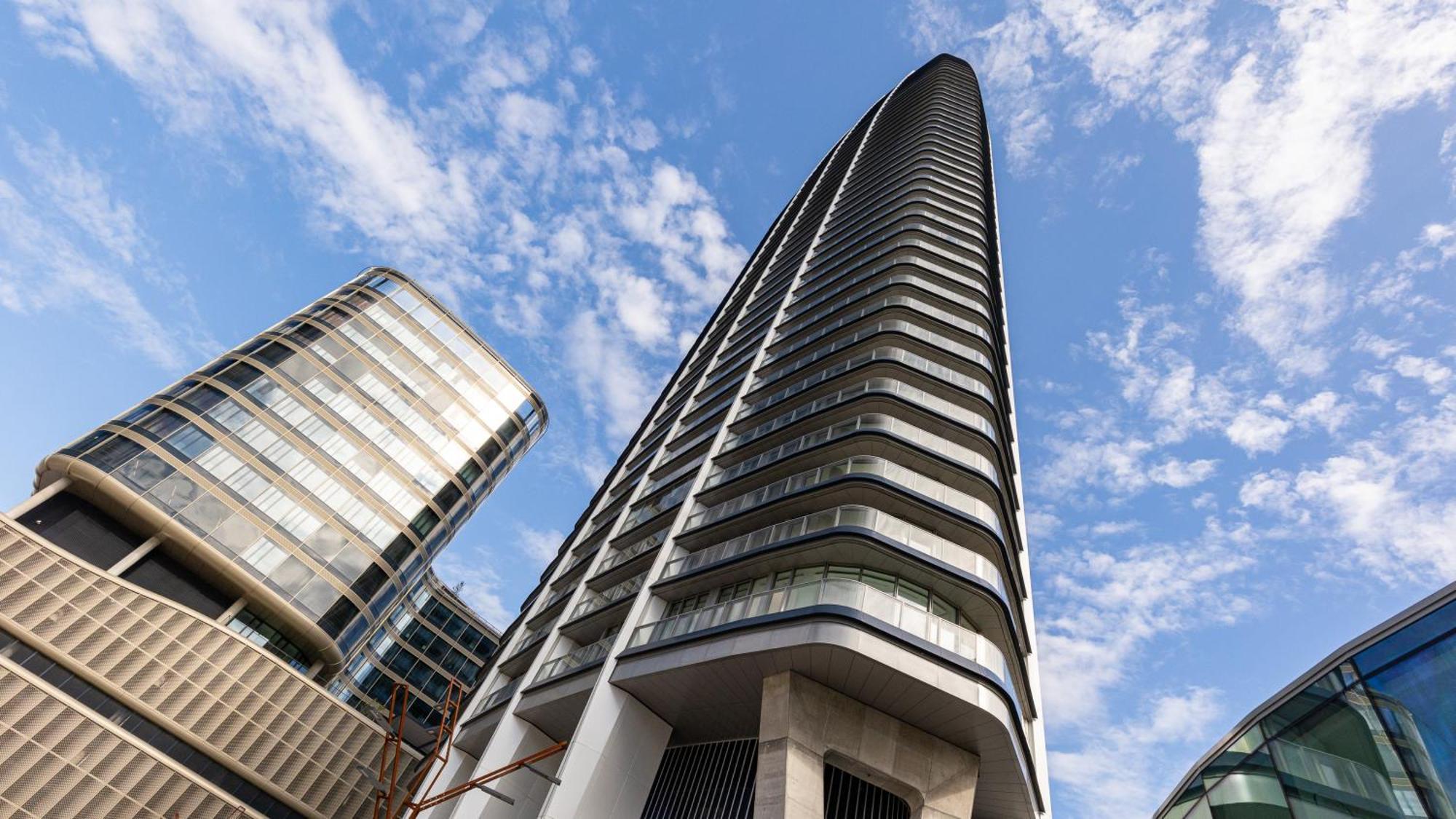 Eurovea Tower - Luke Danube 25 Apartment
