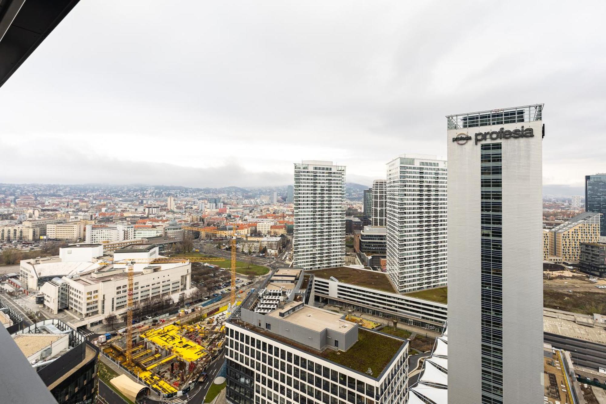 Apartment Eurovea Tower - Luke Danube 25 *