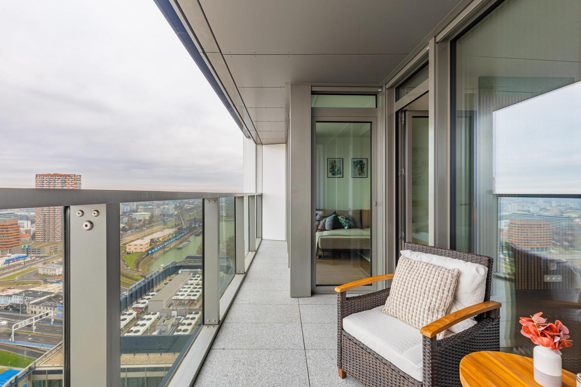 Apartment Eurovea Tower - Luke Danube 25 Bratislava